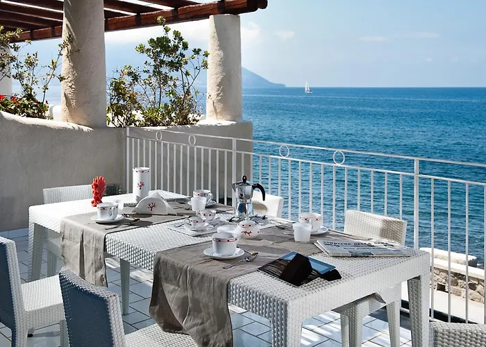 耐奥斯达那酒店 Acquacalda