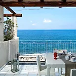 Nerossidiana Hotel apartamentowy Acquacalda