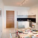 Hotel apartamentowy Nerossidiana